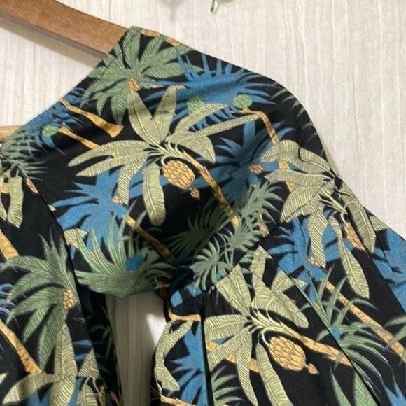 Anthropologie Petersyn Lily Off The Shoulder Paradise Print Top NWT Small - Picture 5 of 10